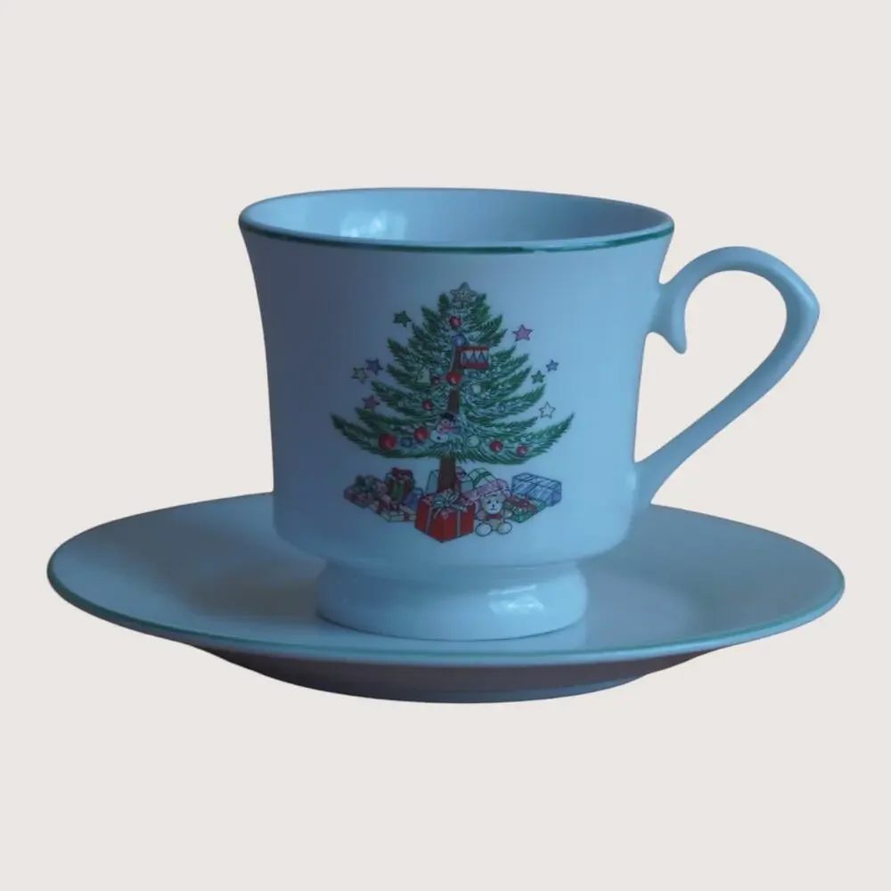 Gibson Christmas Tree 5 Pc Place Setting Dinnerware Set Holiday China VTG